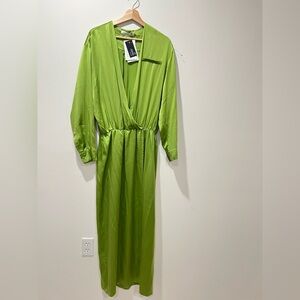 Christopher Esber 100% Silk Dress Size 8 Green Long Sleeve Slit Tight Ruched